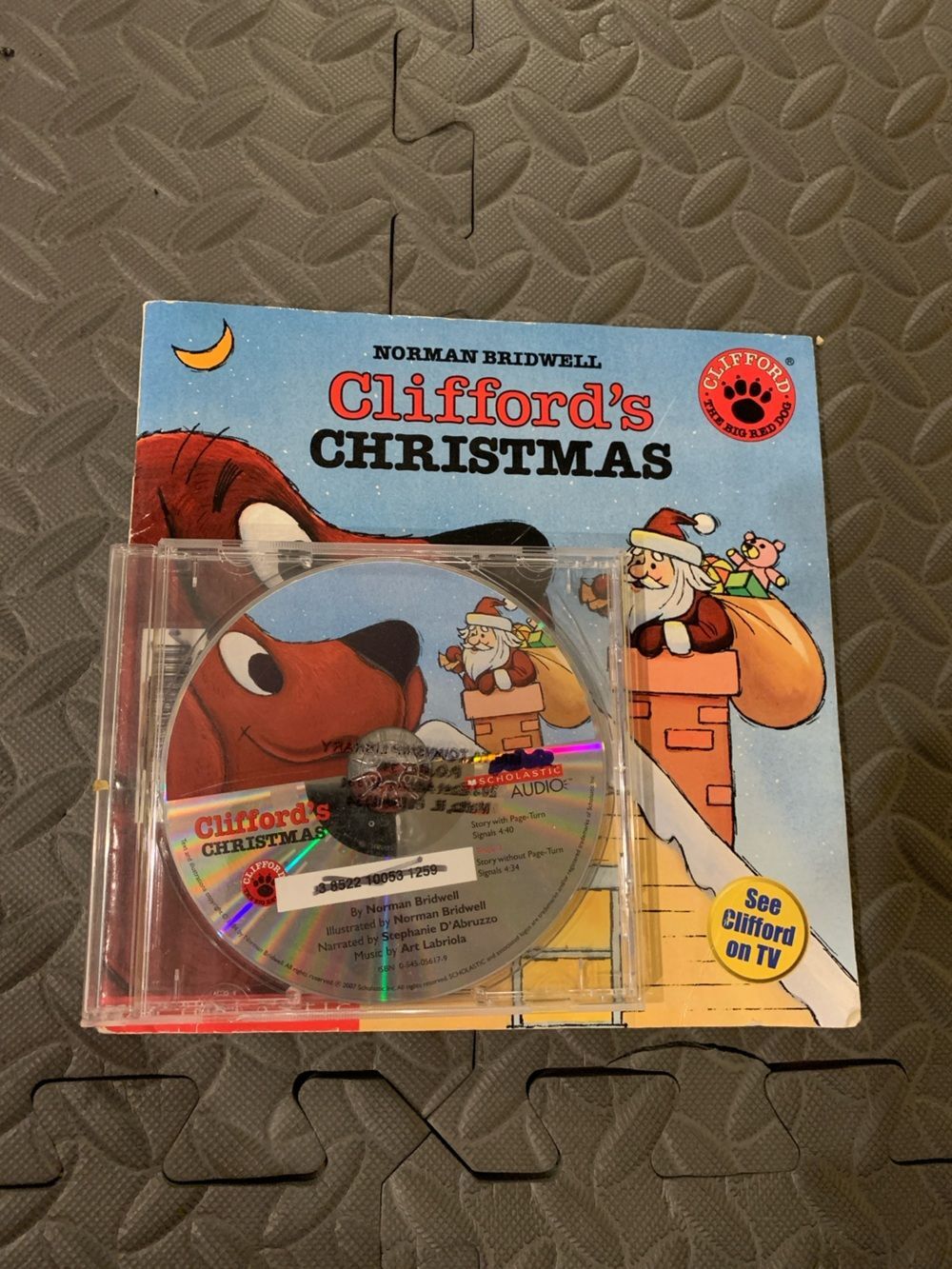 Clifford's Christmas Book and Audio CD Norman Bridwell